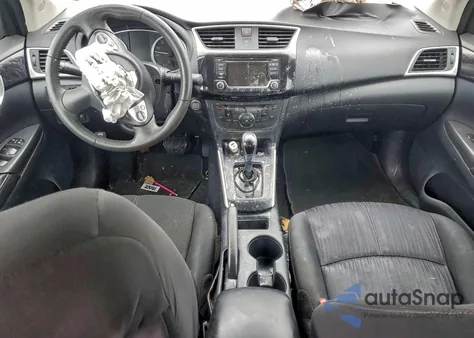 2018 Nissan Sentra S z USA, uszkodzony, nr VIN 3N1AB7AP5JY204953